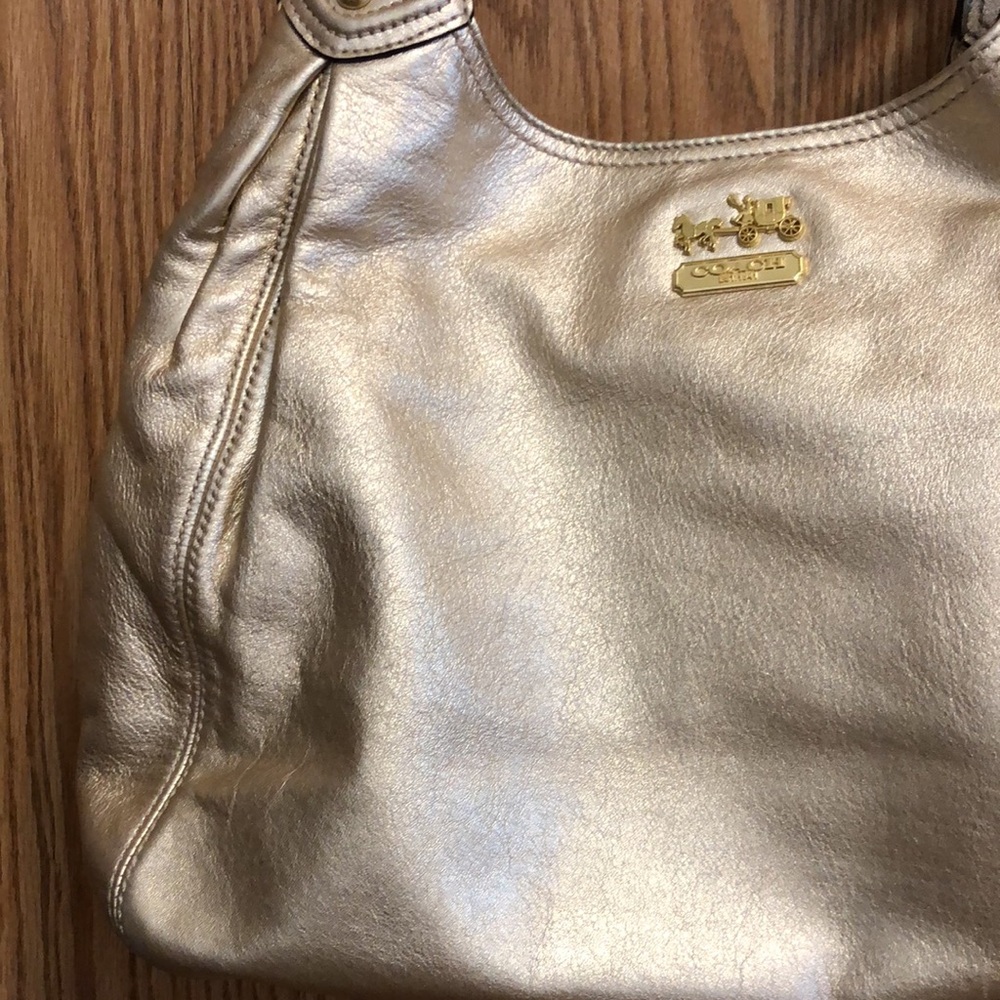 Coach gold patent leather satchel shoulder hand bag N A1082-14336 - Picture 2 of 16